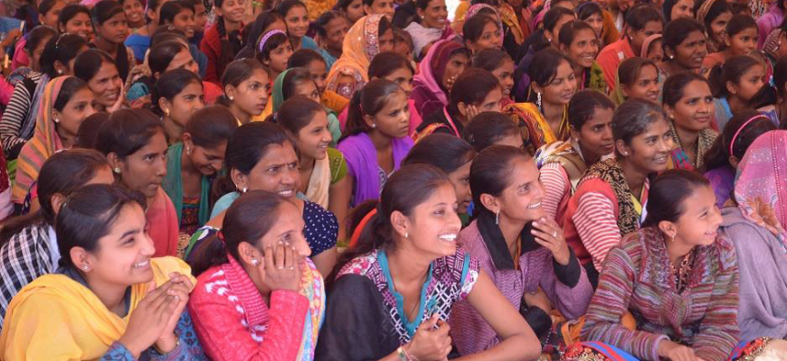 Photo of a group of Indian adolescent girls during the project.