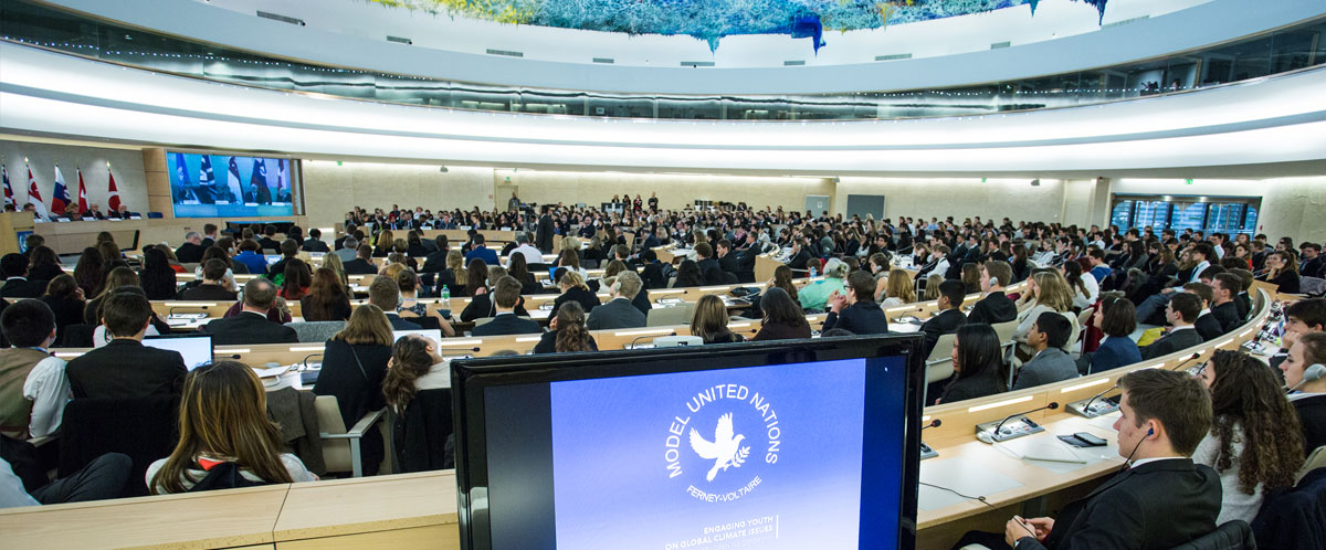 在万国宫举行的模拟联合国活动。联合国图片/Pierre Albouy